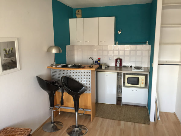 Simplifiez-vous votre séjour à Bordeaux grâce à ce logement paisible et hyper ce Bordeaux, France Joli studio hyper centre Bordeaux Entire rental unit vacation rental 636042533598712693