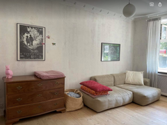 Lys, hjemmelig og stilfuld lejlighed beliggende på Frederiksberg - tæt på det po Copenhagen, Denmark Skøn lejlighed med tilhørende gårdhave Entire condo vacation rental 51424334