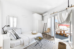 An open plan studio for two, Casa Tua is situated on the upper level of Casa Gra Greece Casa Tua Entire rental unit vacation rental 37921019