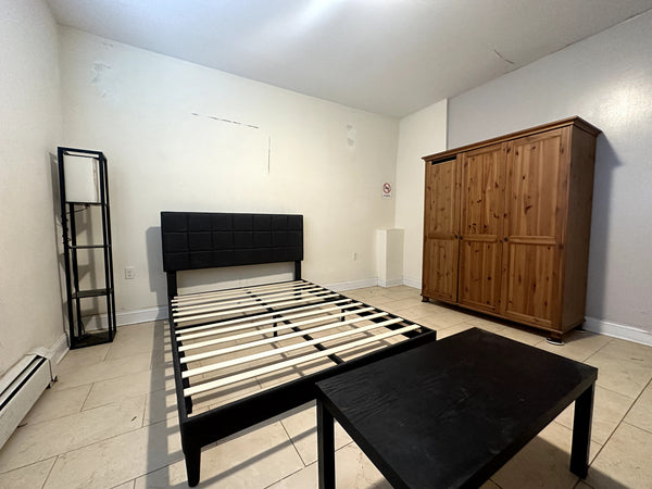 Only long stay<br /><br />A spacious room is available for rent. Private bathroo New York, NY Home in The Bronx · 1 bedroom · 1 bed · 1 bath Private room in home vacation rental 961712378933765607