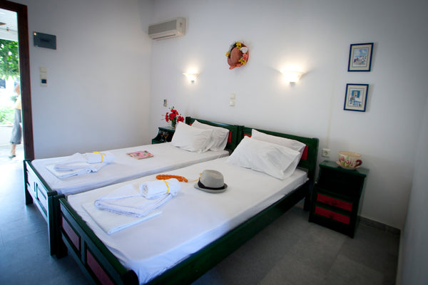 Welcome!<br />We have created a small paradise in Naxos. The  located in Agia An  Studio with pool view 2 adults , center Agia Anna Private room in condo vacation rental 29567014