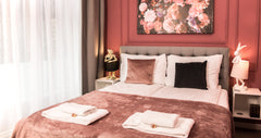 We just LOVE our newest edition to "Nicolai Homes". Located in a beautiful cobbl Vienna, Austria the bells of St. Stephen´s cathedral Entire serviced apartment vacation rental 550551823696166083