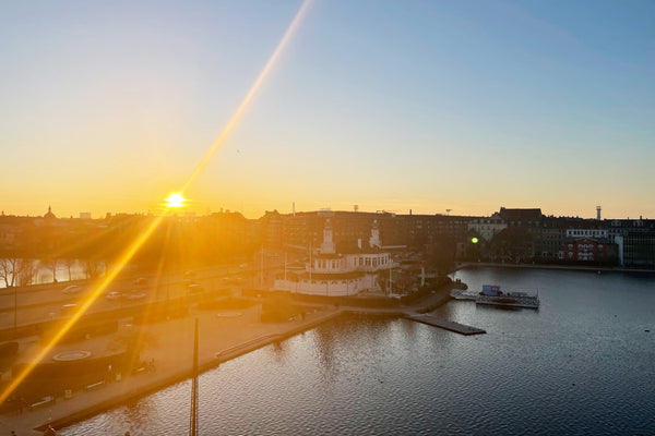 Lejlighed  på 160 m2 i 2 etager (øverst) med storslået udsigt over Peblingesøen  Copenhagen, Denmark Penthouselejlighed i Kbh C under Tour de France ? Entire condo vacation rental 1859139