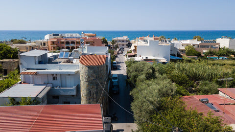 Απέχει μόλις 50 μέτρα από την παραλία, μια από τις ωραιότερες του Ρεθύμνου, όπου Rethimnon, Greece STUDIO SEA GIANNIS Entire condo vacation rental 27161213