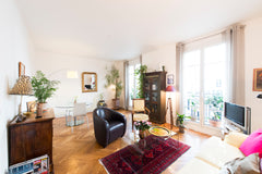 Bright and stylish, this 2 bedroom first floor flat sleeps 4 people and boasts a London, United Kingdom Chic Saint-Germain Entire rental unit vacation rental 22952015