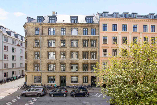 Charmerende fuldt møbleret lejlighed på indre Østerbro. Der er gratis wi-fi, et  Copenhagen, Denmark Hyggelig lejlighed på indre Østerbro Entire condo vacation rental 642748334453825091