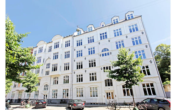 A large bedroom (17 M2) and connected living room (13 M2) for rent, in a recentl Copenhagen, Denmark 2 x large private rooms + breakfast! Private room in rental unit vacation rental 11597208