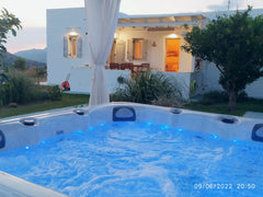 The “GeoNi’s Villa” was completely renovated in 2021 and it is located at the se Greece GeoNi's villa & garden spa Cycladic home vacation rental 48011328