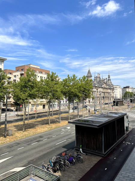 Perfect located cozy apartment in Antwerp. Transportation and many restaurants a  Cozy apartment perfect located in Antwerp Entire loft vacation rental 656345348239200924