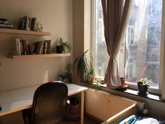 Keep it simple at this peaceful and centrally-located place.<br />You can enjoy   Lovely brightroom in the heart of Brussels Private room in rental unit vacation rental 706562947808969901