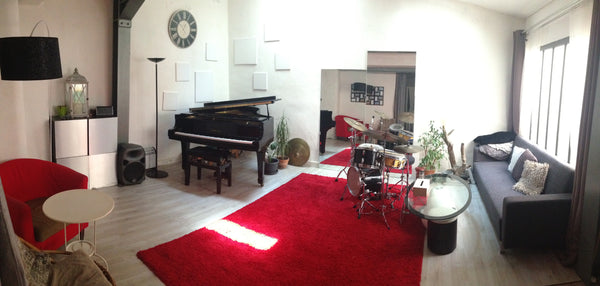 Grand appartement de 65m2 au cœur du 18ème arrondissement, situé derrière le Sac Paris, France Chambre à Montmartre dans un atelier d’artiste Private room in loft vacation rental 29150616