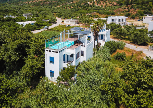 Newly & well designed apartment fully equipped with balcony & view terrace in a  London, United Kingdom Studio 5 min. to great Plakias beach! Entire rental unit vacation rental 41543774