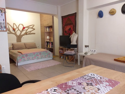 A small 50 sqm very convenient 1st floor apartment in Kallithea. Just 5 min from Athens, Greece Cozy little apartment in Kallithea, Athens Entire condo vacation rental 19368483
