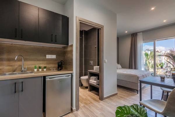 Enjoy a stylish experience at this centrally-located place.<br /><br /><b>Licens Glyfada, Greece Raise Kornarou City Stay 34 Entire rental unit vacation rental 618733831131799120