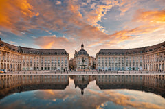 Idéalement situé dans Bordeaux, l'appartement se compose d'une belle pièce de vi Bordeaux, France BORDEAUX CHARTRONS Charmant appartement de 62m² Entire guesthouse vacation rental 45390046