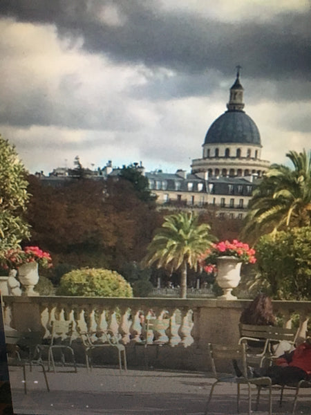 Quartier Latin / Pantheon: Charming and pleasant accommodation in the heart of h Paris, France Room, small dishes in the heart of Latin Quarter Private room in rental unit vacation rental 22806633