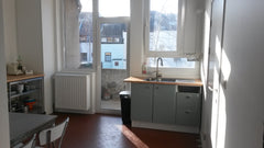 Appartement plein Sud, au coeur de Saint-Gilles dans une rue calme avec petite t Saint-Gilles, Belgium Flat lumineux, terrasse, St-Gilles Entire rental unit vacation rental 10750359