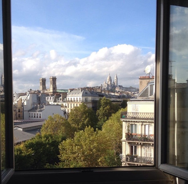 Beautiful 40m2 flat close to Gare de l'Est. Located on the last floor of a typic Paris, France Cute flat near Gare de l'Est Entire rental unit vacation rental 5712824