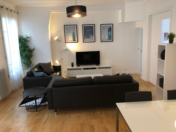 Marche Saint-Honoré apartment is perfect for a 6 persons trip. Our neighborhood  Paris, France Marché St Honoré Apartment Entire rental unit vacation rental 23319393