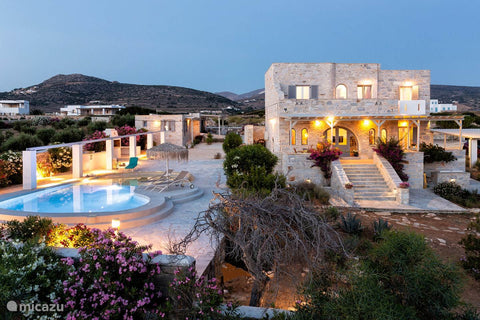 “Aegean Seashell”, a bright spacious villa with 3 bedrooms, a brand-new pool, an  Aegean Seashell Villa with private pool, Cycladic home vacation rental 19220051