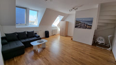 Dachgeschoßwohnung über 2 Etagen, 3 Zimmer, 90 m2, Lift, 4. Stockwerk.<br />Mit   Apartments-Perla44 Entire serviced apartment vacation rental 683806415985306902
