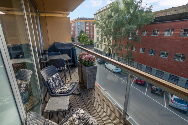 Super brigth and open apartment.  Fully renovated in 2021 with brand LED TV, Har Copenhagen, Denmark ★100m2 Apartment / huge balcony / 1min from metro Entire rental unit vacation rental 49153174