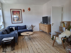 Boligen er stor og lys og befinder sig i en hjørneejendom midt på Amager, tæt på Copenhagen, Denmark Large apartment on central Amager Entire rental unit vacation rental 535179