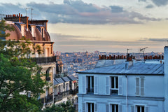 This is a cozy and comfortable apartment with a large common area on the 6th flo Paris, France Apartment in the heart of in Montmartre Entire rental unit vacation rental 8514809