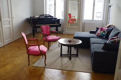 Come stay in the hippest neighborhood in Vienna, filled with artists and life! I Vienna, Austria Viennese Charm! Entire rental unit vacation rental 8559065