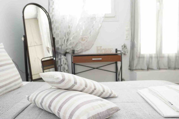 Basement apartment in Naxos Town built 2 year ago suitable for 4 people.<br />Fu Athens, Greece Fairytale Apartment 1 Naxos Town 1 Entire rental unit vacation rental 44298292