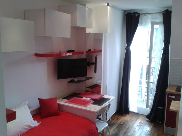 Le studio de 12 m2 est proche de Parc exposition Versailles,<br />Metro Conventi Issy-les-Moulineaux, France Charmant Studio Paris 15e Entire rental unit vacation rental 13656605