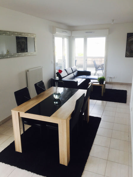 appartement dans résidence securisée, place de parking à disposition<br /><br /> Bruges, France appartement thierry et harmonie Entire condo vacation rental 31405355