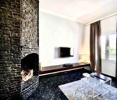 This special place is close to everything, making it easy to plan your visit.<br United Kingdom Luxury Apartment in the city Center (New) Entire condo vacation rental 695464015876416651