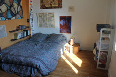 Chambre de 18m² lit double dans colocation de 100m² paris 20e. Accès salle de ba Paris, France Chambre Paris 20e dans colocation Private room in rental unit vacation rental 3538876