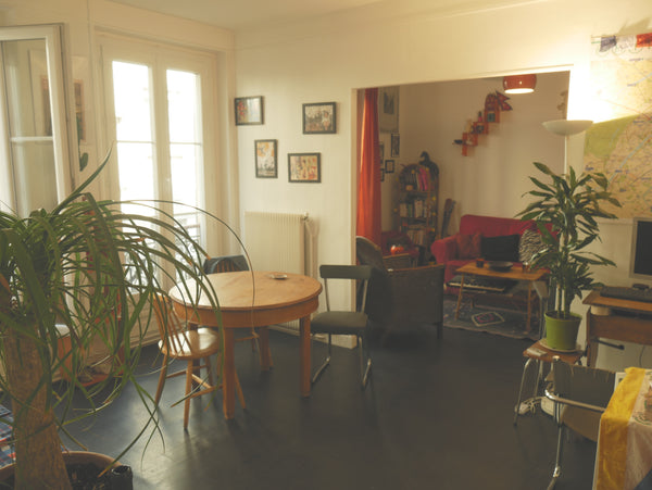 Appartement  de 45m² très cosy, véritable voyage dans les années 70 situé a 10 m Paris, France Charmant 2 pièces M°Rue St-Maur 5min Père Lachaise Entire rental unit vacation rental 19672369