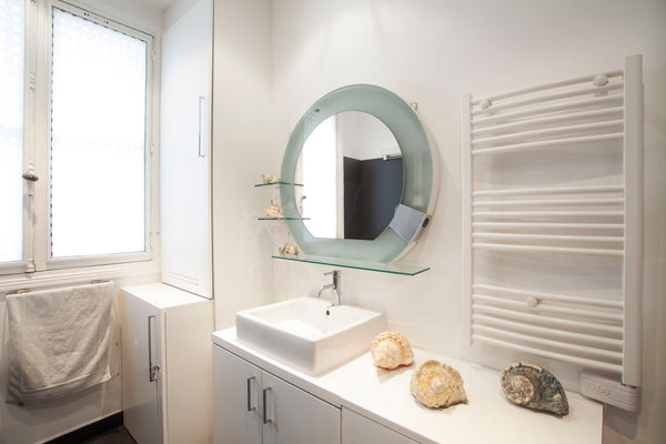 The best place to be in Paris, between Pigalle, Montmartre (walking distance) an Paris, France South Pigalle the top ! clear quiet and neat Entire rental unit vacation rental 15281811