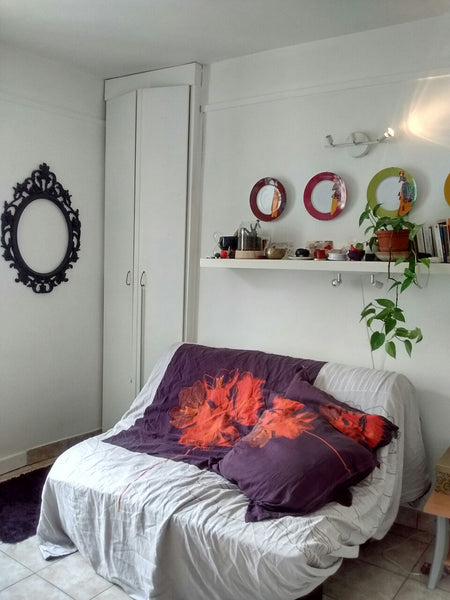 Idéalement situé entre Gare du Nord et Gare de l'est, studio sur cour avec vue s Paris, France Ideal Studio between Nord and East train Stations Entire rental unit vacation rental 19747909