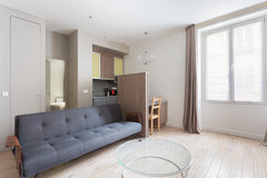 Superb, immaculate one bedroom apartment, 100m from Place Victor Hugo in Paris 1 London, United Kingdom Luxury One Bed 10 mn walk Champs E, Free Fast Wifi Entire rental unit vacation rental 20151180