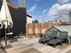 En plein centre et dernier étage avec grande terrasse 'Rooftop' avec vue sur la  Brussels, Belgium Triplex -  Terrasse - 3 chambres Entire loft vacation rental 51149113