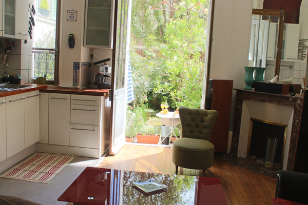 Laissez vous séduire par ce charmant duplex avec balcon ensoleillé et vue sur ra Paris, France Duplex Atypique avec vue sur jardin Private room in rental unit vacation rental 12580849