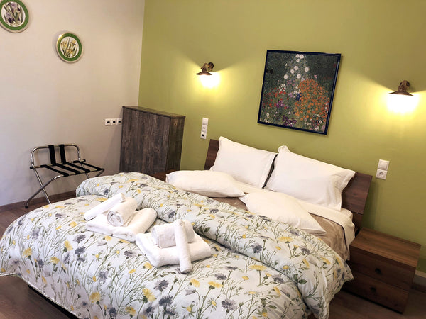 WELCOME to urban Athens in Petralona, next to Historical Center! OUR RENOVATED s Athens, Greece Stay @ lively Petralona-Explore Athens' urban life Entire rental unit vacation rental 27479555