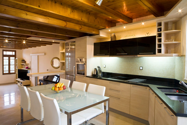 Beautiful with modern furnished interiors holiday home located in the Old Town o Athens, Greece Amalia's House - Sea view house in the Old Town Entire townhouse vacation rental 2383603