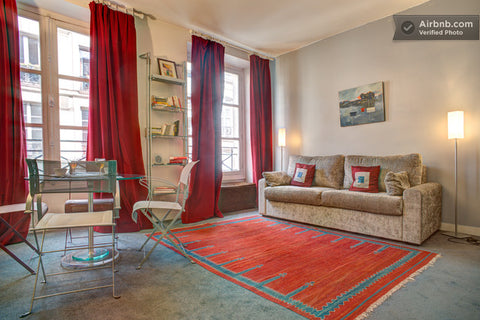 <b>The space</b><br />Beautiful polished wood floors  <br />Living room:Sofa con Paris, France Saint Germain Musee d'orsay Entire rental unit vacation rental 284505