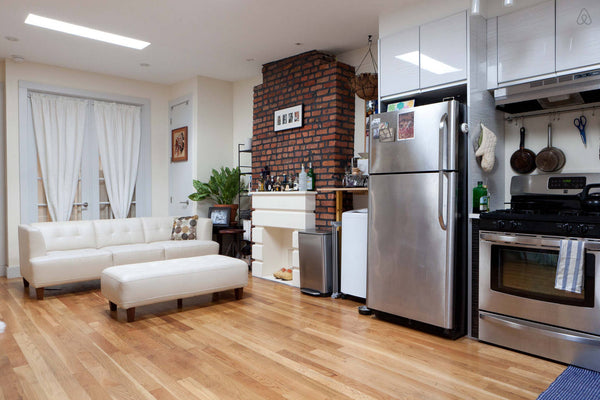 Sun-filled, fully furnished apartment located 25 minutes from downtown Manhattan New York, NY Rental unit in Brooklyn · ★4.81 · 1 bedroom · 1 bed · 1.5 shared baths Private room in rental unit vacation rental 6303845