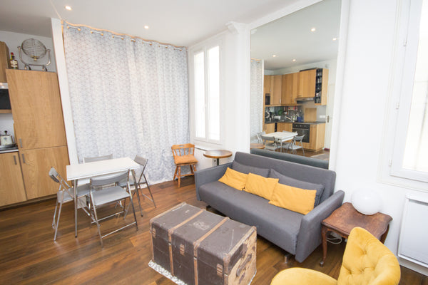 Superb modern apartment, ideal for a family or two couples. Thanks to this beaut Paris, France Lovely and cozy appartement near Montmartre Entire rental unit vacation rental 17984752