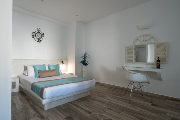 The brand new Oasis hotel is centrally located at the vivid, cosmopolitan Fira t Athens, Greece Oasis Hotel - Senior Suite with Outdoor Jacuzzi Room in hotel vacation rental 15124229