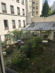Mon logement est proche de Mary Celeste, Le Centre Pompidou, Merci, Le Progrès e Paris, France 2 pièces à deux pas du Marais Entire rental unit vacation rental 16371887