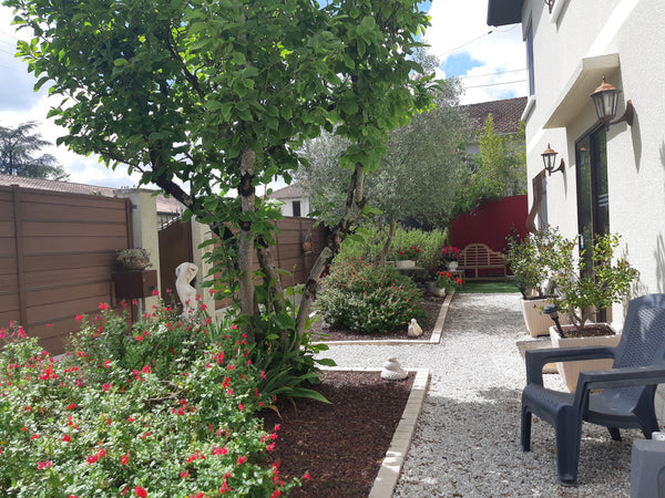Studio-chambre, (N° 33063003796F8 Taxe de séjour Bordeaux Métropole.)<br /><br /  studio-chambre 