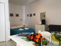 Charming Studio with garden.<br />In the middle of summer resort of Kokkini Hani Vathianos Kampos, Greece Charming Studio 100m from the sandy beach. Entire rental unit vacation rental 7006252