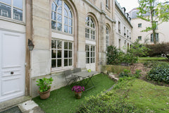 Superbe duplex, comme une maison donnant sur un grand jardin arboré. Calme absol Paris, France Superbe duplex sur jardin au calme Entire rental unit vacation rental 6099242